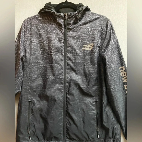 New Balance Water Resistant Fabric Hooded Wind  Breaker Rain Jacket Sz L - Picture 3 of 13